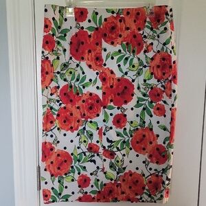 Avenue Red and White Knee-Length Pencil Skirt Resort Wear